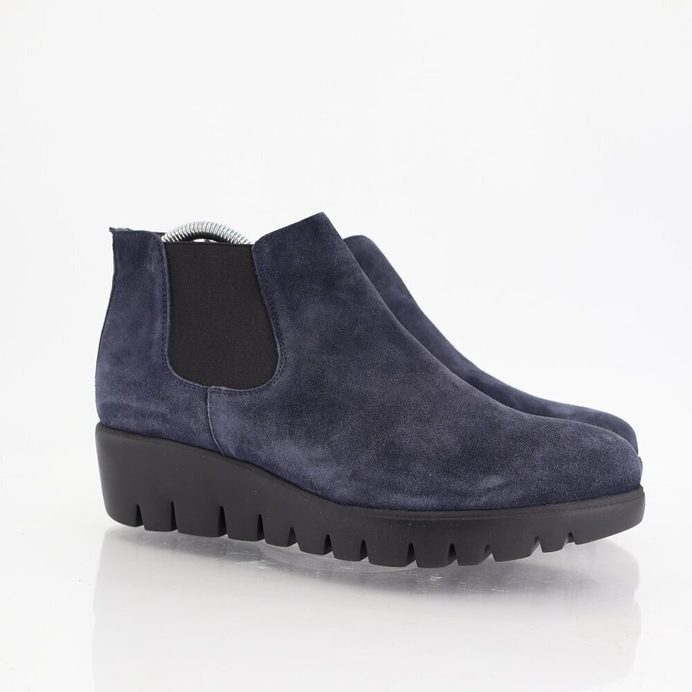 Wonders slip on chelsea boot blue suede ankle wedge leather size 40 AS IS